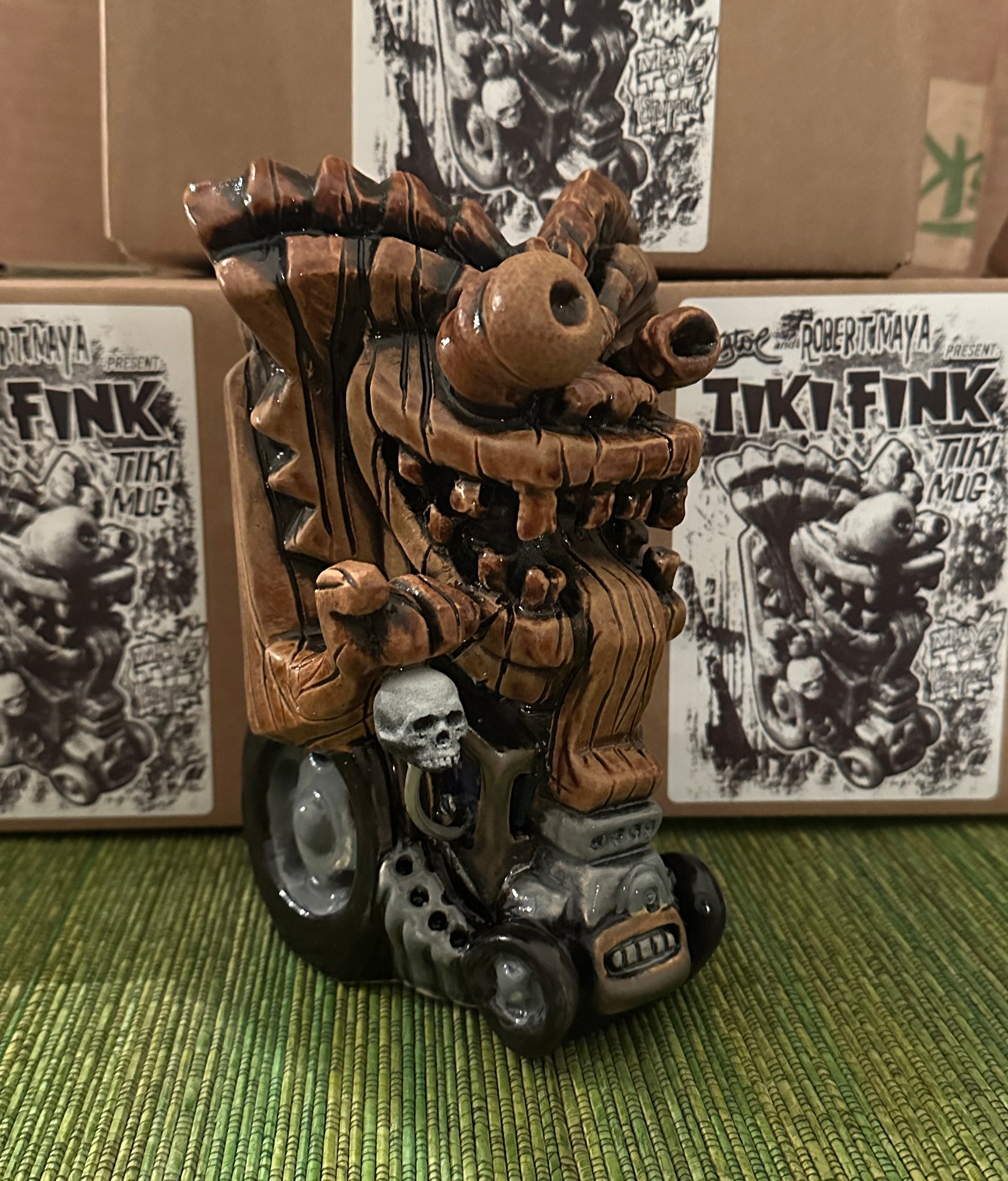 Tiki Fink Deluxe tiki mug: Gray with Black Tires – BigToe Art